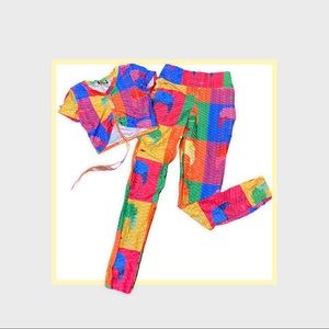 Funky, printed 2 piece set!